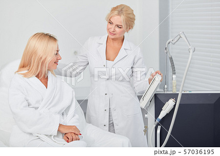 doctor and client talking about modern medicine doctor and client talking about modern medicine 57036195