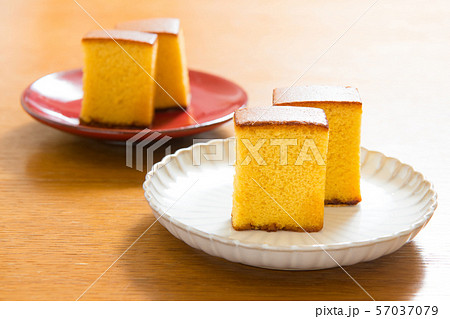 カステラ、菓子、おやつ、スイーツ、焼き菓子、和三盆 カステラ、菓子、おやつ、スイーツ、焼き菓子、和三盆 57037079