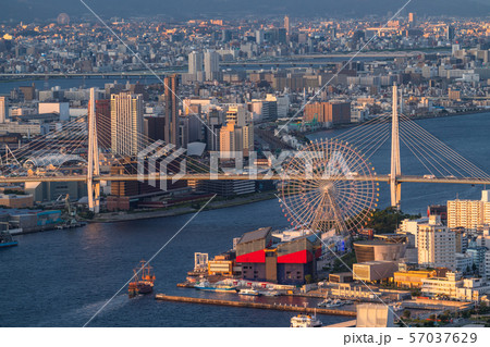 《大阪府》大阪ベイエリアの夕景 57037629