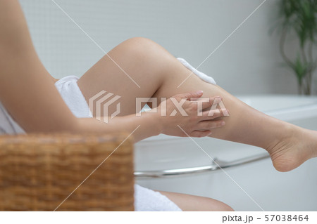 a thirty-something woman a thirty-something woman 57038464