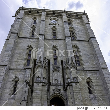 French royal fortress in the town of Vincennes 57043931