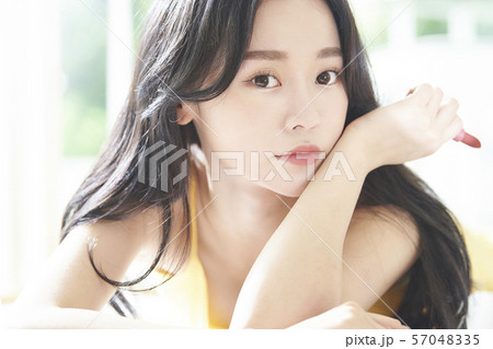 女性　ビューティー 57048335