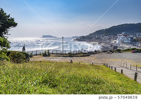 夏の稲村ヶ崎の風景 57049659