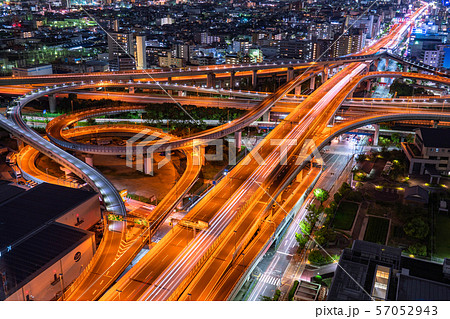 大阪府 交通イメージ 東大阪ジャンクション 夜景 の写真素材