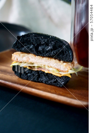 黒色 黒 ブラック 57054464