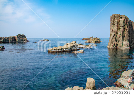 東尋坊の風景と海面 57055055