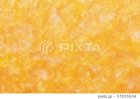 水彩 テクスチャ 秋 オレンジ 背景 57055634