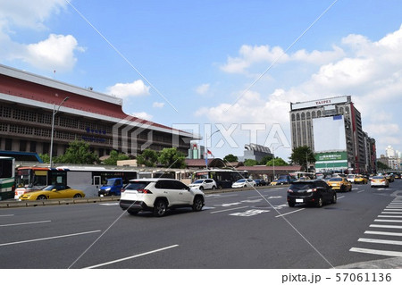 台湾 台北駅前の街並み 台湾 台北駅前の街並み 57061136