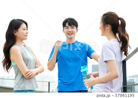 男女　スポーツウェア 57061195