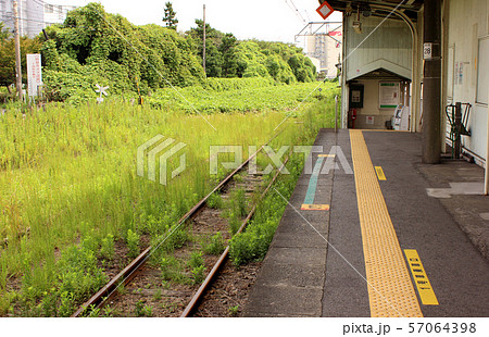 大川駅のホームから見た改札口(2) 大川駅のホームから見た改札口(2) 57064398