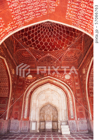 Taj Mahal geometric pattern background 57066763