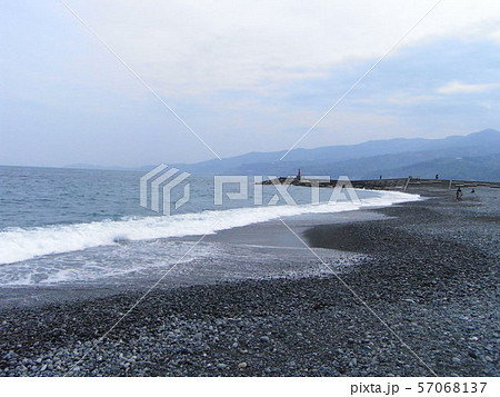 曇り空の海岸 曇り空の海岸 57068137