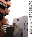 マンションの屋上 57068170