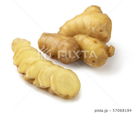 スライスしたしょうが 57068194