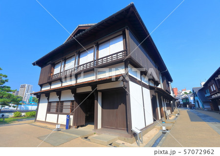 【長崎県】晴天下の長崎出島 57072962