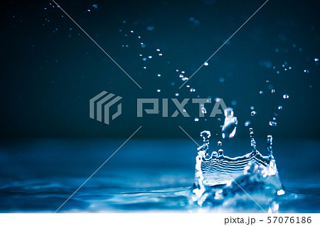 水しぶきのハイスピード撮影 水しぶきのハイスピード撮影 57076186