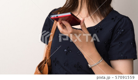 女性 女性 57091559