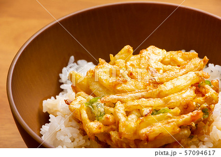 かき揚げ天丼。 57094617