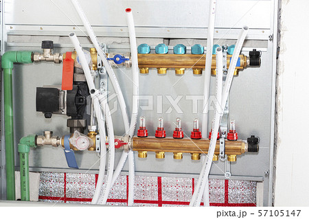 Main Control manifold of house floor heating 57105147