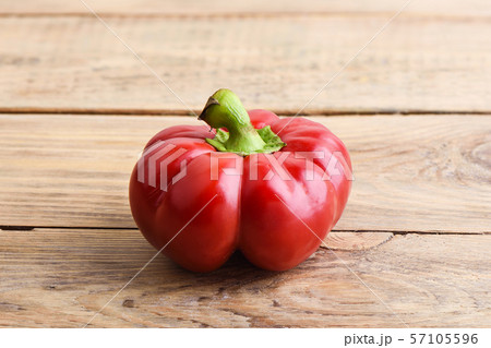 Fresh red sweet pepper varieties Gogoshar Fresh red sweet pepper varieties Gogoshar 57105596