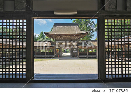 【油日神社】 滋賀県甲賀市甲賀町油日 57107386