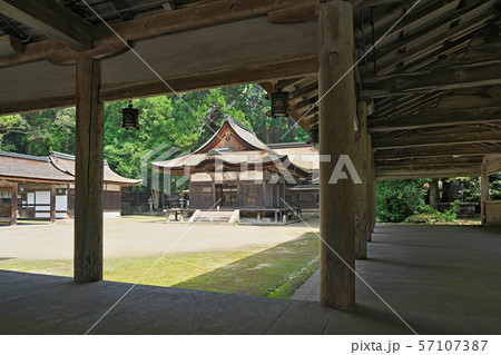 【油日神社】 滋賀県甲賀市甲賀町油日 【油日神社】 滋賀県甲賀市甲賀町油日 57107387