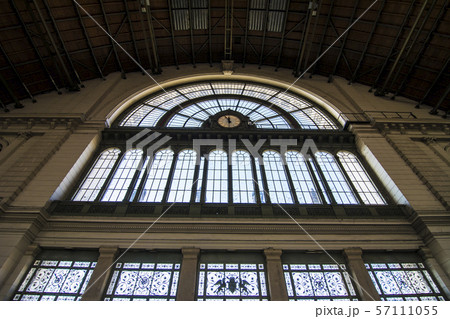 ブダペスト東駅の内観 57111055