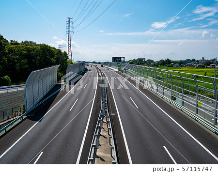 高速道路 圏央道 桶川市日出谷地区 2019.08 h-1 広角 高速道路 圏央道 桶川市日出谷地区 2019.08 h-1 広角 57115747