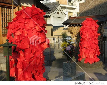 田端の東覚寺にある赤紙仁王(谷中七福神巡り開催期間) 田端の東覚寺にある赤紙仁王(谷中七福神巡り開催期間) 57133065