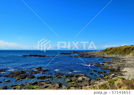 城ヶ島公園から望む相模湾 城ヶ島公園から望む相模湾 57143653