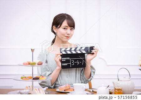 女優 映画撮影 カチンコ 女優 映画撮影 カチンコ 57156855