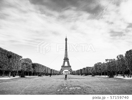 パリ エッフェル塔 モノクロ パリ エッフェル塔 モノクロ 57159740
