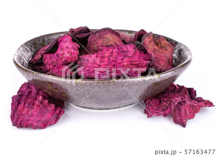 Dried red beetroot isolated on white 57163477