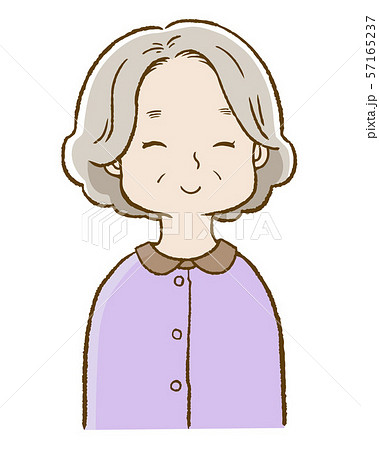 シニア女性　上半身 57165237