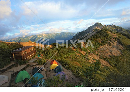 燕岳の朝焼け 燕岳の朝焼け 57166204