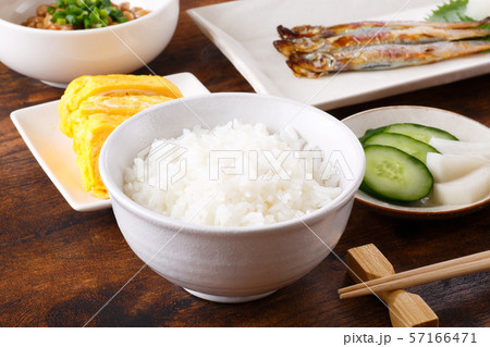 和食イメージ、テーブル 57166471