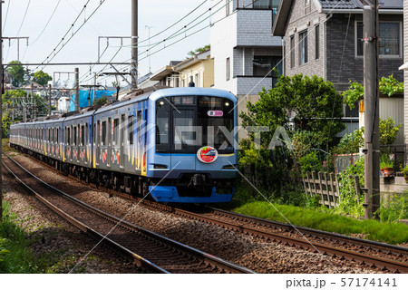横浜高速鉄道Y500系 東急東横線東白楽駅 横浜高速鉄道Y500系 東急東横線東白楽駅 57174141