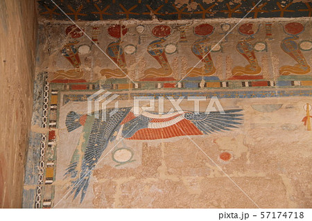 エジプト王家の谷 57174718