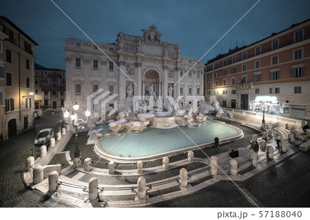 Trevi fountain, Rome Trevi fountain, Rome 57188040