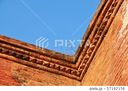 パハルプールの仏教寺院遺跡群 57192156