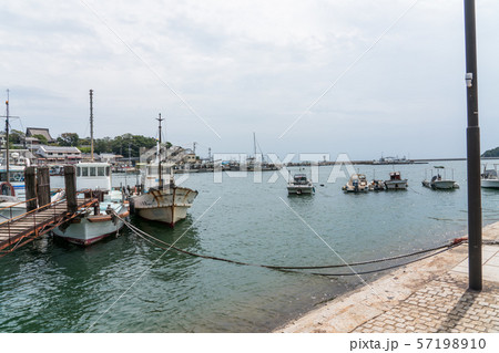 鞆の浦の常夜燈 57198910