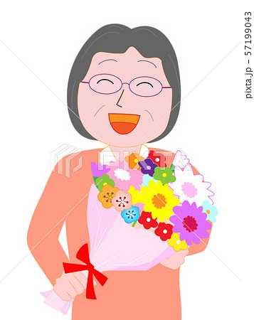 お祝いの日に花束を贈られた高齢者 57199043