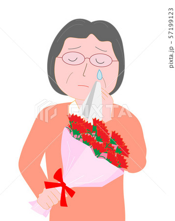 母の日に花束をもらった女性 57199123