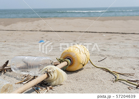 プラスチック ごみ 砂浜 環境問題 海 プラスチック ごみ 砂浜 環境問題 海 57204639