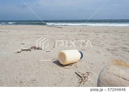 プラスチック ごみ 砂浜 環境問題 海 プラスチック ごみ 砂浜 環境問題 海 57204646