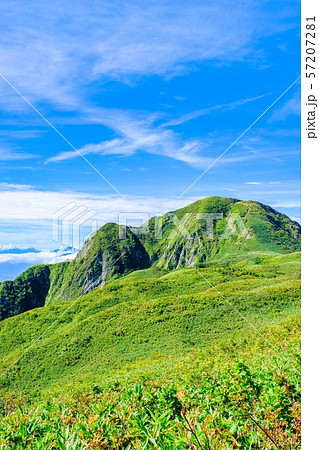 雨飾山登山 (笹平と雨飾山) 雨飾山登山 (笹平と雨飾山) 57207281