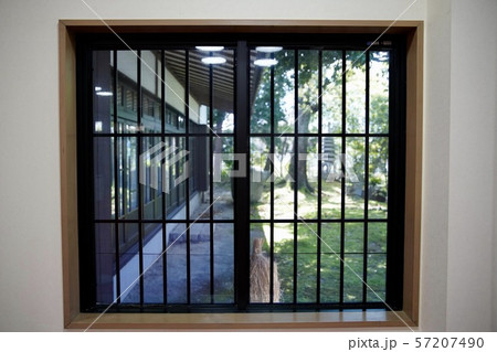 格子窓 57207490