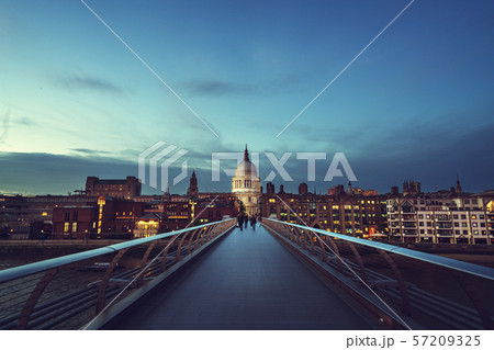 Millenium Bridge, with St. Paul's Cathedral, UK 57209325