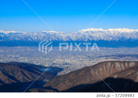 王ヶ鼻から望むアルプス 厳冬の美ヶ原 王ヶ鼻から望むアルプス 厳冬の美ヶ原 57209983