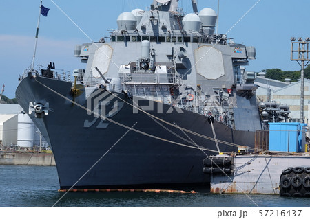 横須賀基地に停泊するミサイル駆逐艦バリー 横須賀基地に停泊するミサイル駆逐艦バリー 57216437